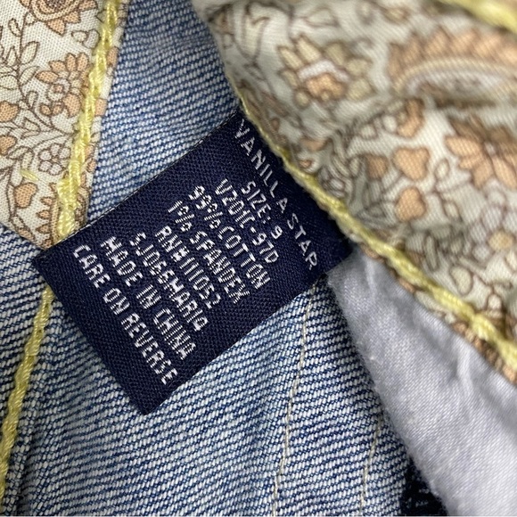 Vanilla Star Medium Wash Y2K Distressed Flare Jeans Juniors Size 9 - Picture 10 of 11